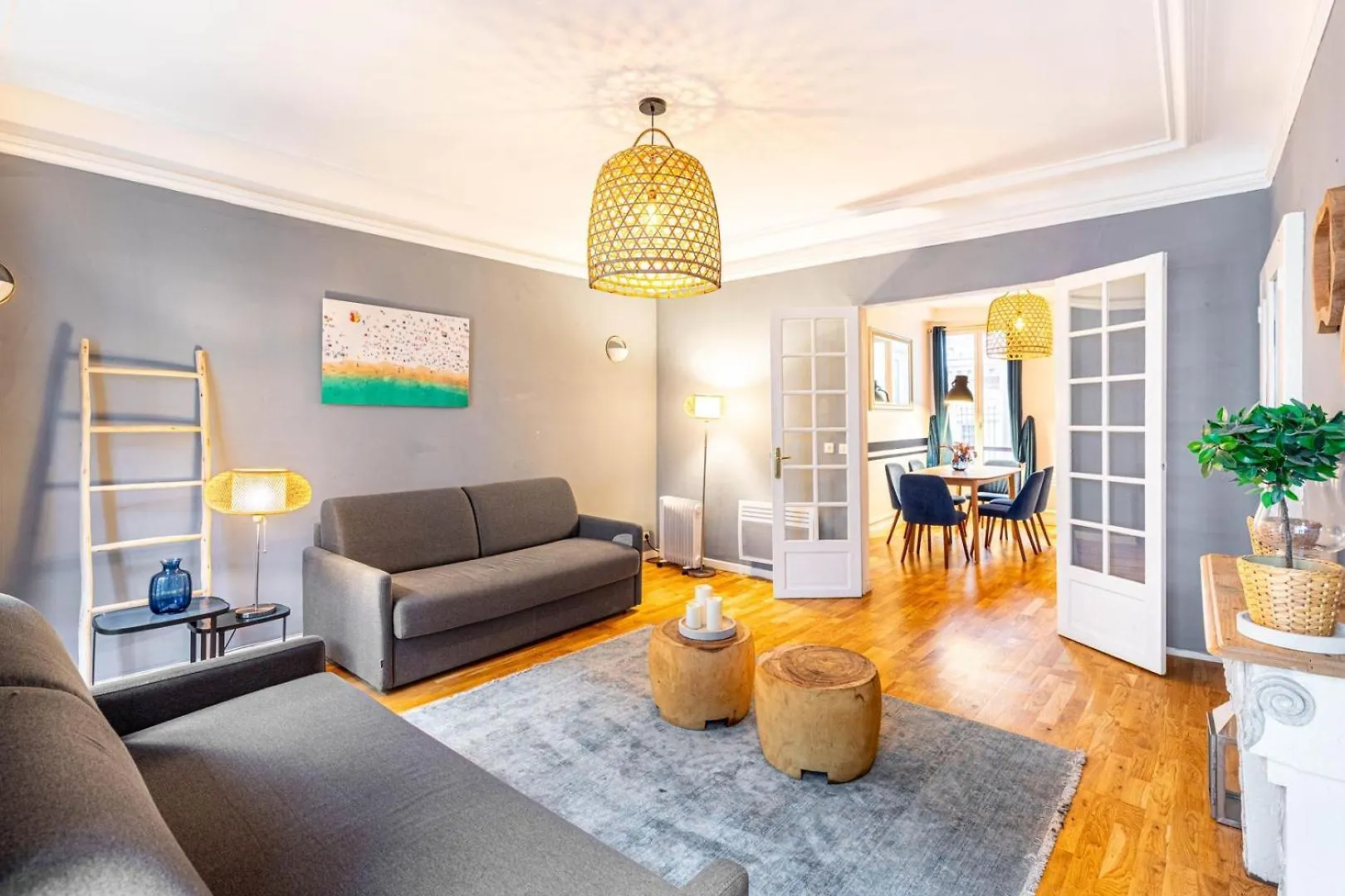 Guestready - Bel Apt A Deux Pas Des Champs-Elysees Paris